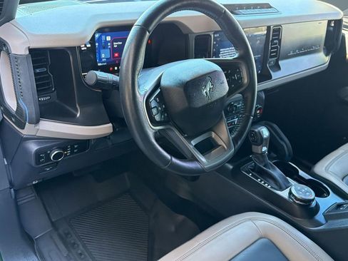 Used 2023 Ford Bronco Wildtrak AWD/4WD image 4