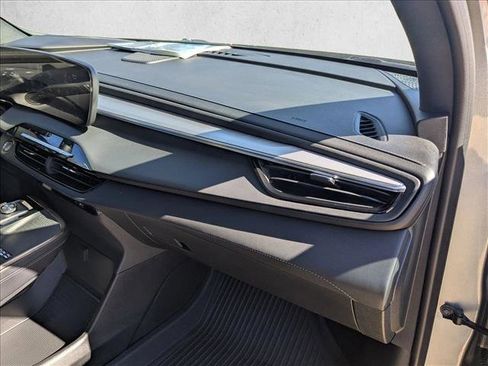 Used 2025 Buick Enclave Avenir w/ Super Cruise Package image 21