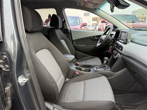 Used 2020 Hyundai Kona SE image 28