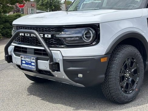 New 2025 Ford Bronco Sport Badlands w/ Sasquatch Badlands Package image 9