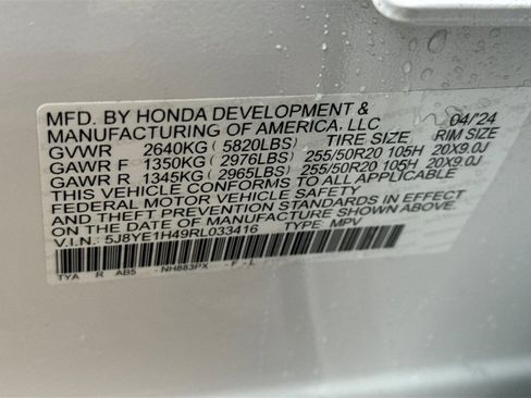 Certified 2024 Acura MDX SH-AWD w/ Technology Package image 36