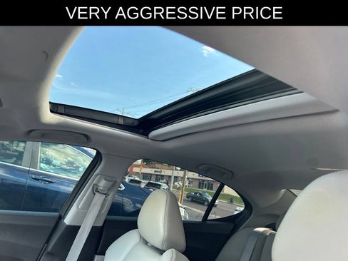 Used 2015 Acura TLX FWD image 12