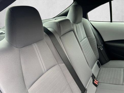 Used 2024 Toyota Corolla SE image 18