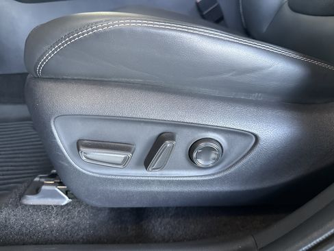 Used 2024 Toyota RAV4 Limited image 25