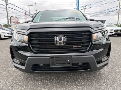 Used 2023 Honda Ridgeline Sport image 2