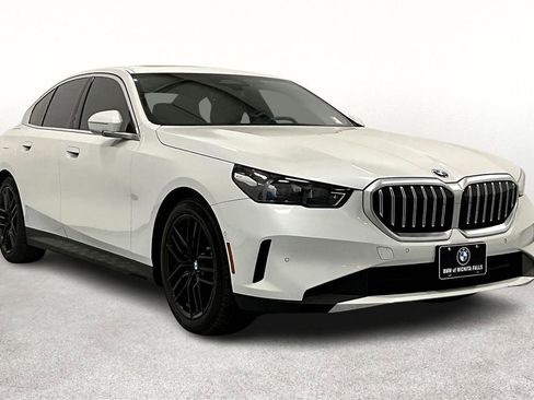 Used 2024 BMW 530i xDrive w/ Premium Package image 1