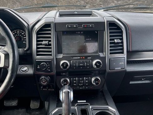 Used 2018 Ford F150 Lariat w/ Equipment Group 502A Luxury image 6