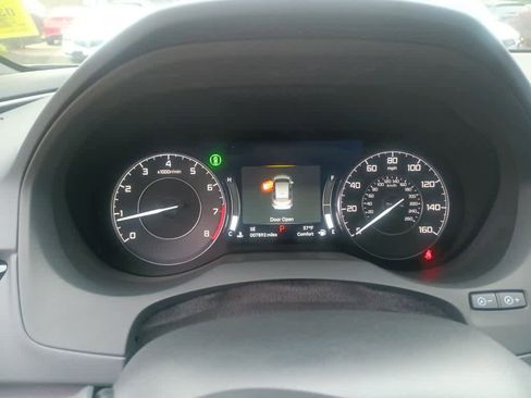 Used 2025 Acura RDX SH-AWD image 11