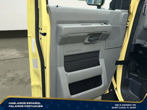 Used 2022 Ford E-450 and Econoline 450 Super Duty RWD image 18