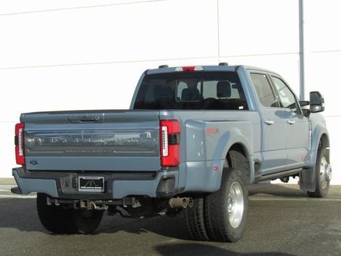 Used 2023 Ford F450 Platinum w/ FX4 Off-Road Package AWD/4WD image 6