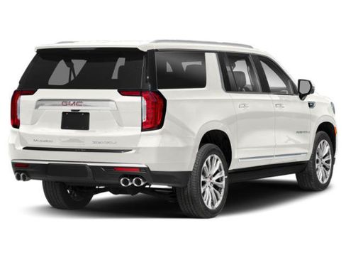 Used 2021 GMC Yukon XL Denali w/ Denali Ultimate Package AWD/4WD image 2
