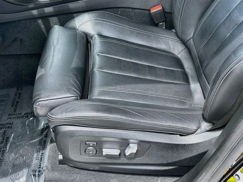 Used 2020 BMW X5 sDrive40i w/ Executive Package RWD image 20