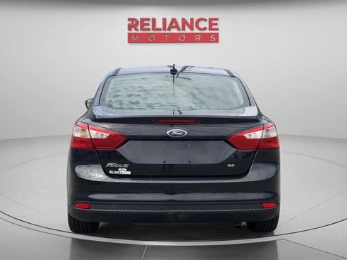 Used 2014 Ford Focus SE FWD image 5
