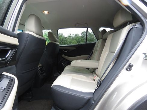 Used 2020 Subaru Outback Premium AWD/4WD image 19
