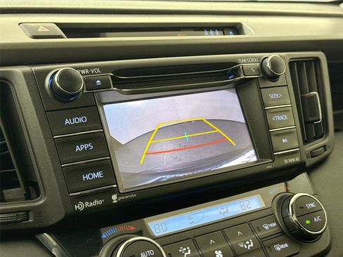 Used 2017 Toyota RAV4 XLE image 21