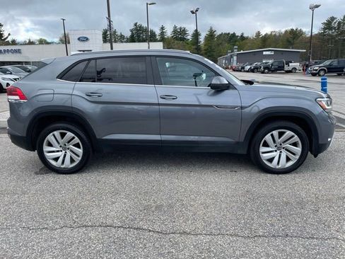 Used 2020 Volkswagen Atlas Cross Sport SE AWD/4WD image 3