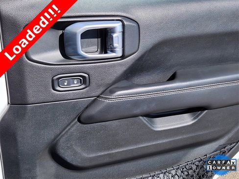 Used 2020 Jeep Gladiator Rubicon image 12