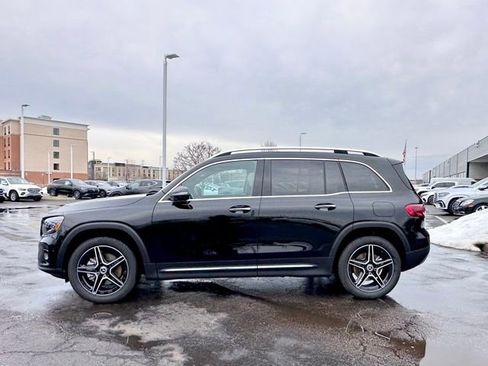 New 2026 Mercedes-Benz GLB 250 4MATIC image 6