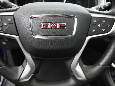 Used 2022 GMC Terrain SLE w/ Driver Convenience Package AWD/4WD image 17