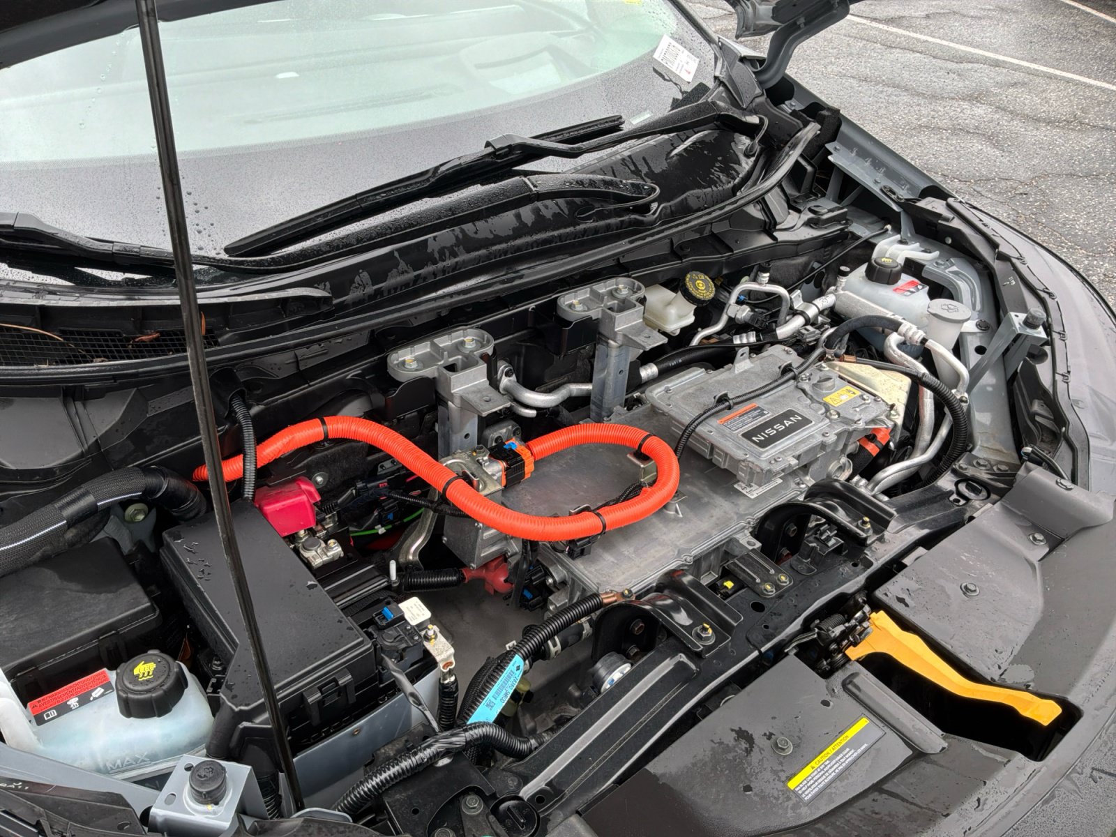 Used 2023 Nissan Ariya AWD image 24