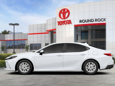 New 2026 Toyota Camry LE FWD image 4