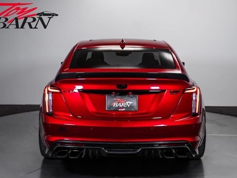 Used 2023 Cadillac CT5 V Blackwing w/ Carbon Fiber Package 2 RWD image 4