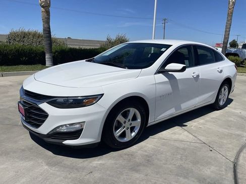 Used 2023 Chevrolet Malibu LT FWD image 4