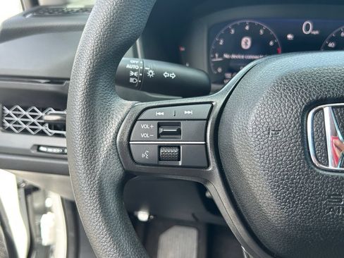 Certified 2023 Honda Accord LX image 28