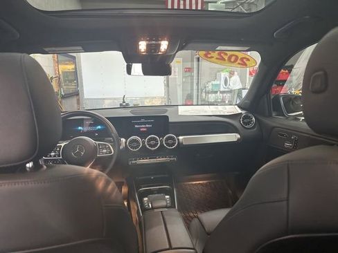 Used 2023 Mercedes-Benz GLB 250 GLB 250 image 17