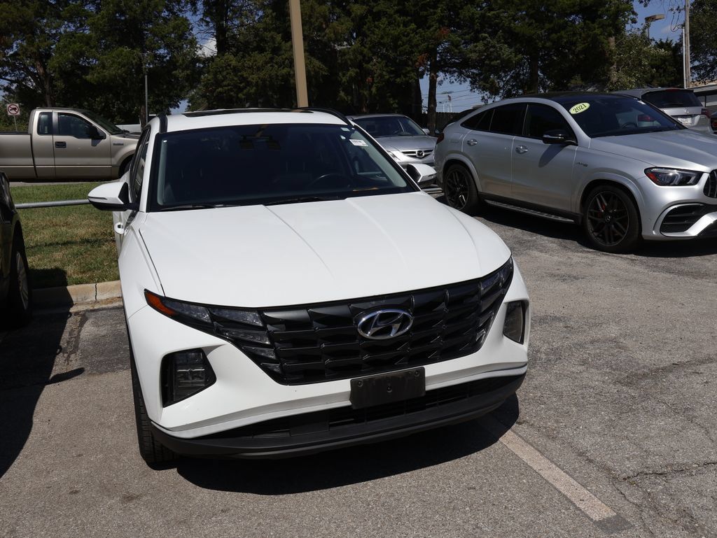 Used 2023 Hyundai Tucson SEL w/ Convenience Package FWD image 9