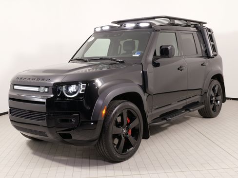 Used 2023 Land Rover Defender 110 X AWD/4WD image 5