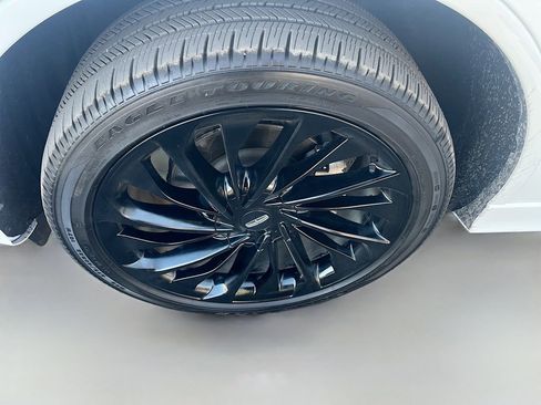 Used 2025 Lincoln Aviator Reserve w/ Jet Appearance Package image 34