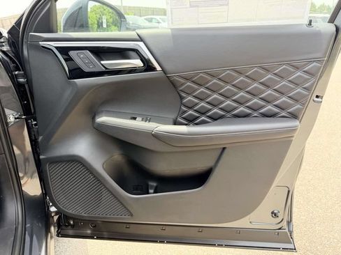 New 2026 Nissan Rogue Platinum AWD/4WD image 8