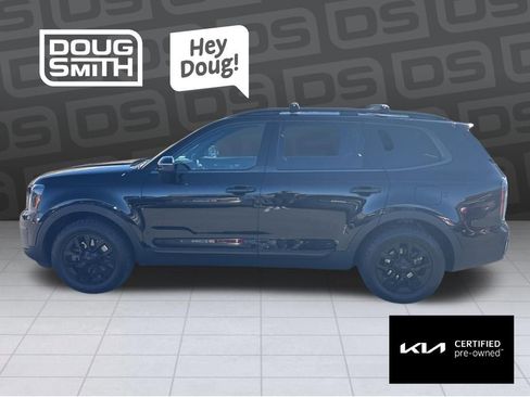 Certified 2025 Kia Telluride AWD image 2