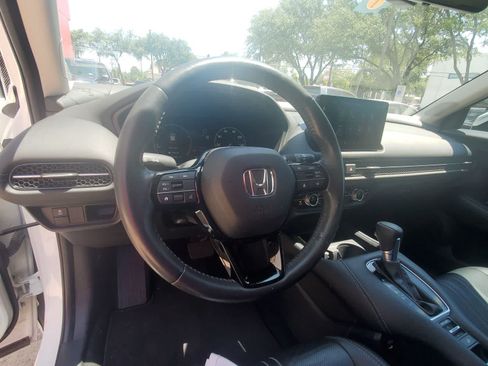 Used 2024 Honda HR-V EX-L image 13