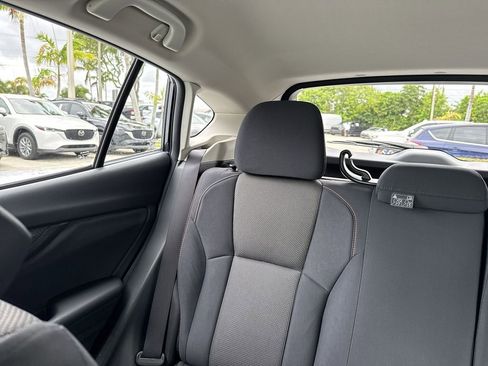 Used 2018 Subaru Crosstrek 2.0i Premium AWD/4WD image 17