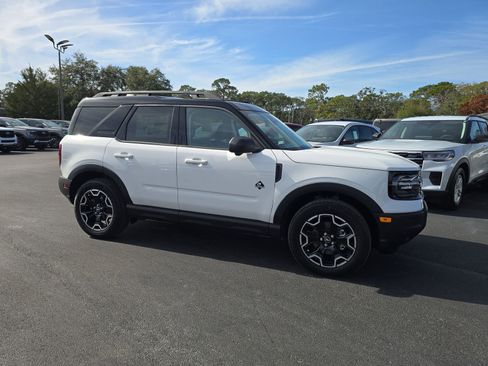 New 2025 Ford Bronco Sport Outer Banks w/ Outer Banks Tech Package+ image 2
