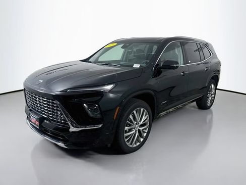 Used 2026 Buick Enclave Avenir w/ Super Cruise Package AWD/4WD image 3