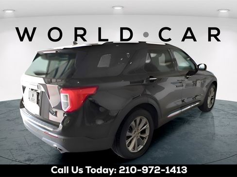 Used 2021 Ford Explorer Limited w/ Equipment Group 301A image 7