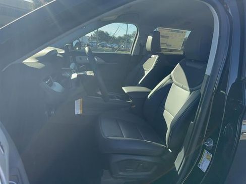 New 2026 Ford Explorer Active w/ Active Comfort Package image 8