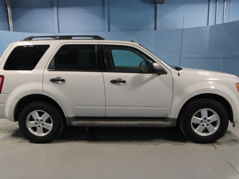 Used 2011 Ford Escape XLT w/ 201A Rapid Spec Order Code FWD image 28