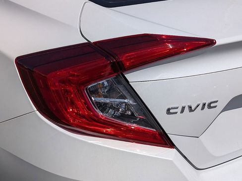 Used 2016 Honda Civic EX image 11