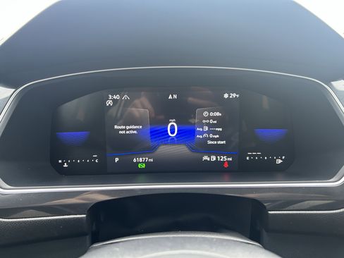 Certified 2023 Volkswagen Tiguan SE R-Line image 11