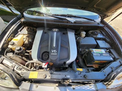 Used 2004 Hyundai Santa Fe GLS image 19