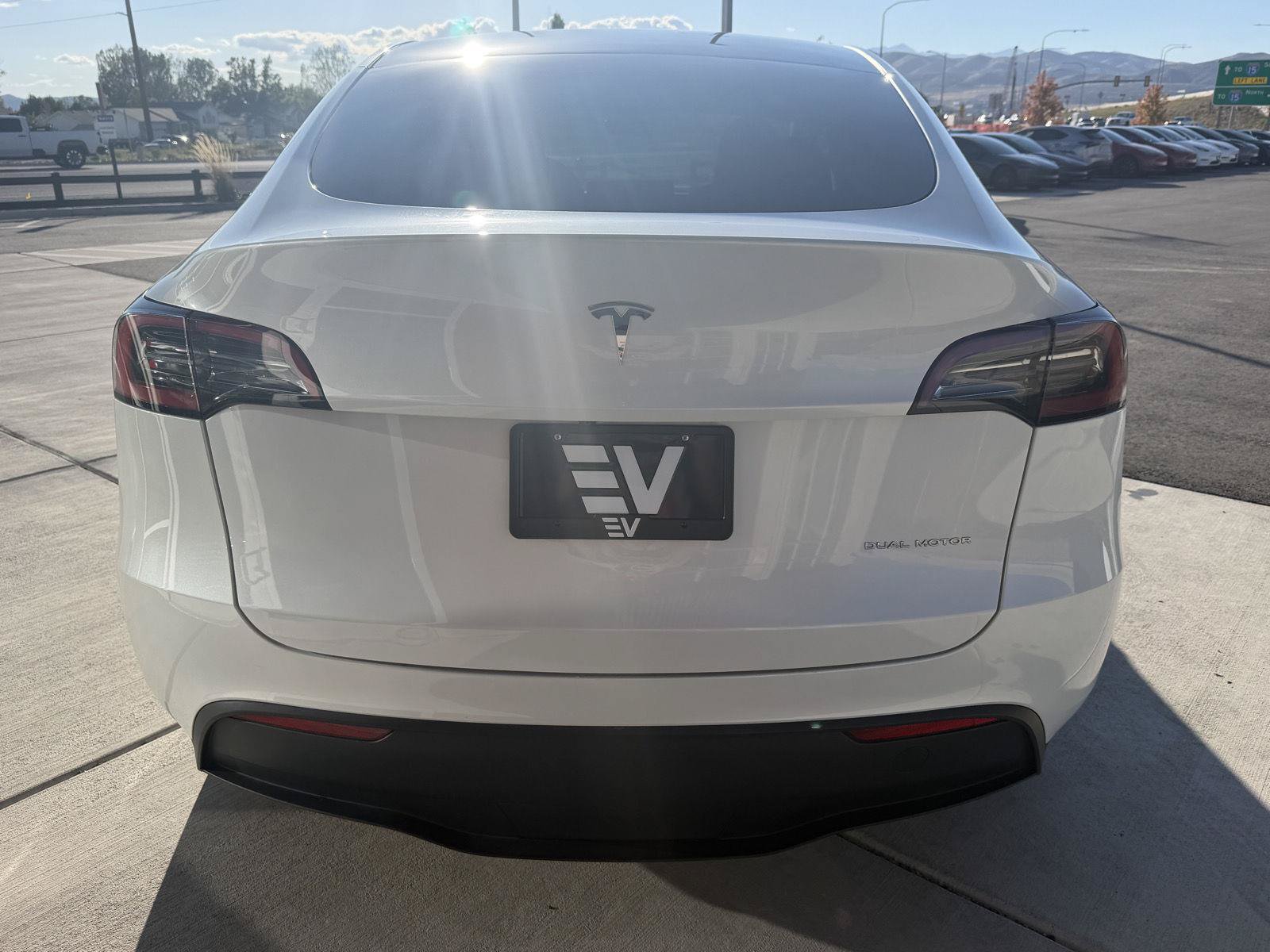 Used 2023 Tesla Model Y Long Range AWD/4WD image 7
