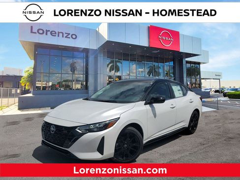 New 2025 Nissan Sentra SR w/ Midnight Edition image 1