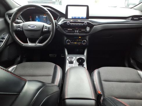 Used 2023 Ford Escape ST-Line AWD/4WD image 11