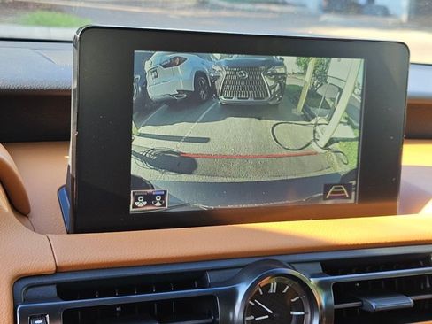 Used 2025 Lexus IS 350 F Sport RWD image 13