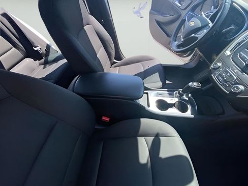 Used 2016 Chevrolet Malibu LS FWD image 40