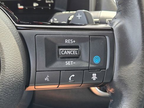 Used 2023 Nissan Rogue Platinum w/ Platinum Premium Package AWD/4WD image 31